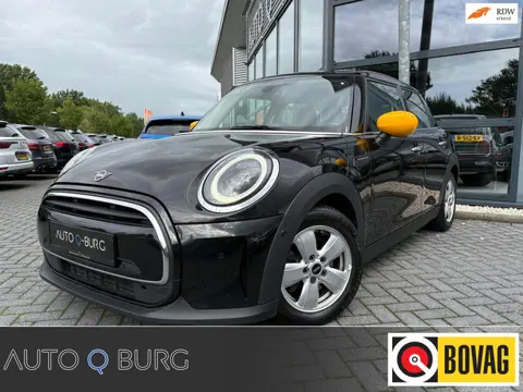 Mini 5-Deurs 1.5 One | Airco | Navi | LMV | PDC | LED | Dealer Onderhouden|