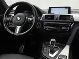 Foto 25 van BMW 3 Serie 320i M Sport 184Pk Automaat (VIRTUAL COCKPIT, M PAKKET, GROOT NAVI, STOELVERWARMING, SPO