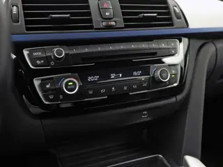 Foto 13 van BMW 3 Serie 320i M Sport 184Pk Automaat (VIRTUAL COCKPIT, M PAKKET, GROOT NAVI, STOELVERWARMING, SPO
