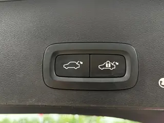 Foto 13 van Volvo Xc40 B3 2.0 Mild hybrid | Automaat | LED | Carplay | PDC | Stoel/ Stuur verw | Cruise | Dealer