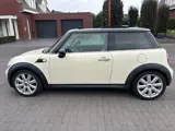 Foto 27 van Mini 3-Deurs 1.6 Cooper airco navigatie a.p.k. 2027