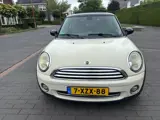 Foto 26 van Mini 3-Deurs 1.6 Cooper airco navigatie a.p.k. 2027