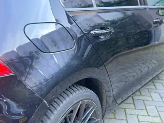 Foto 12 van Volkswagen Golf 1.6 TDI Bluetooth - Navi - Elektr ramen