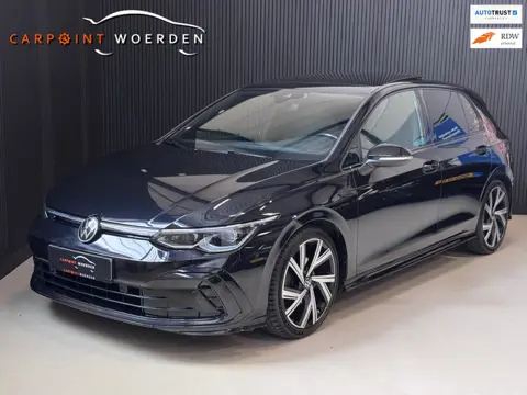 Volkswagen GOLF 1.5 eTSI R-Line PANO | CAMERA | IQ LED | Blind Spot