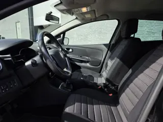 Foto 18 van Renault Clio Estate 1.5 dCi Night&Day Navi/Bluetooth/Airco ✅