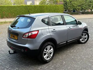 Foto 16 van Nissan QASHQAI 1.6 Acenta Trekhaak Airco Cruise Control APK NIEUW