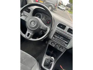 Foto 15 van Volkswagen Polo 1.4-16V Highline leder a.p.k 2027 airco