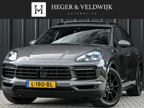 Porsche Cayenne 3.0 | Panoramadak | Achterasbesturing | Dealeronderhouden | 360 Camera | Luchtvering