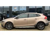 Foto 26 van Volvo V40 Cross Country 1.6 T4 Summum 179PK | NL AUTO | NAP | Lederen Bekleding | Achteruitrijcamera