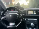Foto 26 van Peugeot 308 1.6HDI PANO XENON LANE STOELV FULL (bj 2017)
