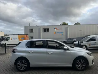 Foto 18 van Peugeot 308 1.6HDI PANO XENON LANE STOELV FULL (bj 2017)
