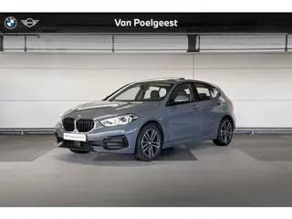 Foto 11 van BMW 1 Serie 118i