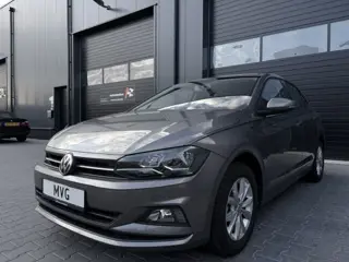 Foto 13 van Volkswagen Polo 1.0 TSI Highline|95PK|stoel verw|Bluetooth|PDC|LMV|1e eig|