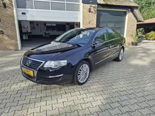 Volkswagen Passat 3.2 V6 Comflortline 4M