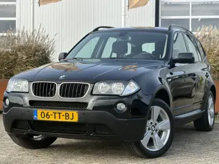 BMW X3 2.0i Executive 150pk | Airco automatisch | Cruise control | Lichtmetalen velgen 18" | Parkeer