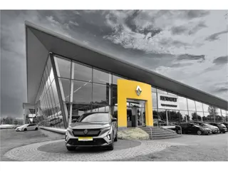 Foto 16 van Renault Captur 1.6 E-Tech Plug-in Hybrid 160PK Initiale Paris / Trekhaak / 360 Camera / Stoeverw. /