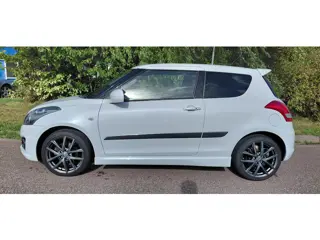 Foto 16 van Suzuki Swift 1.6 Sport Supergave, sportieve en mooie auto.
