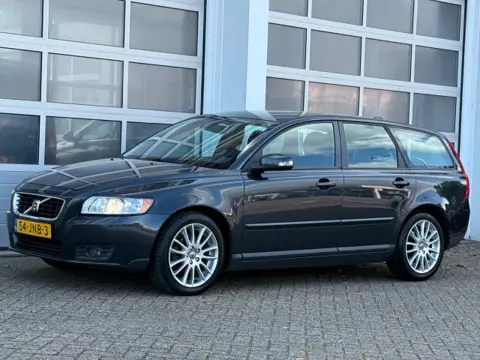 VOLVO V50 1.8 Sport 125PK Youngtimer Clima Cruise Trekhaak