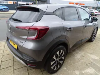 Foto 14 van RENAULT CAPTUR 1.6 1.6 E-Tech PLUG-IN Hybrid 145  Evolution - Navi-Led-Carplay-Cruise-Came