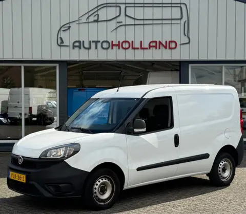 FIAT DOBLO 1.6 MJ 77KW 105PK EURO 6 3 ZITS BIJRIJDERSBANK/ AIRCO/ CRUISE CONTROL/ ORIGINEEL AUDIO/ 100% DEALERONDERHOUDEN