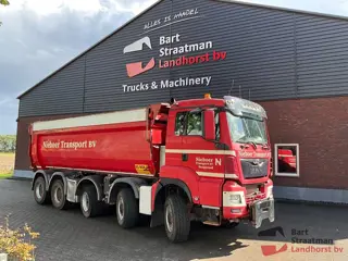 MAN TGS 10x8 steel suspension met 24m³ kipper en aluminium milieukleppen. Heeft poolse registratie. 