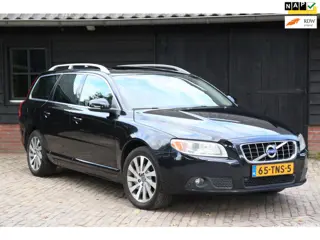 Volvo V70 1.6 T4 Limited Edition Elek-Dak/Xenon/Leer/Parkeersensor v,a/Stoelverwarming