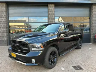 DODGE RAM 1500 5.7 V8 Hemi 4x4 Sport