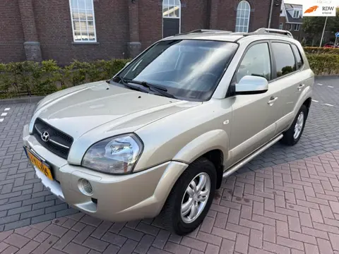Hyundai Tucson 2.0i Style Cross 2010 EXPORT/ DOE-HET-ZELVER !