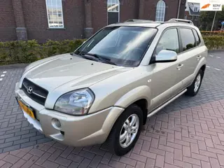 Hyundai Tucson 2.0i Style Cross 2010 EXPORT/ DOE-HET-ZELVER !