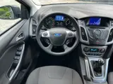 Foto 22 van Ford Focus Wagon 1.6 TI-VCT Titanium, Navi, ParkPilot, ECC, Zeer nette auto!