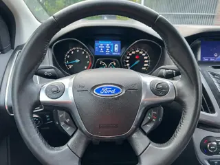 Foto 20 van Ford Focus Wagon 1.6 TI-VCT Titanium, Navi, ParkPilot, ECC, Zeer nette auto!