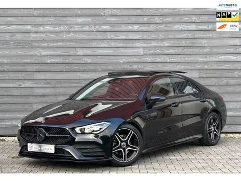 Mercedes-Benz CLA-klasse 180 AMG LINE PANO NAP KEYLESS CAMERA BTW NIGHTPACK