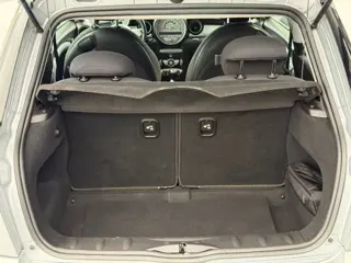 Foto 13 van Mini 3-Deurs 1.6 Cooper Chili/ airco/ cruise/ dealer onderhouden/ NAP/motor pas vervangen/6 maanden