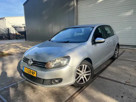 Volkswagen Golf 1.4TSI Automaat lees tekst
