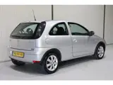 Foto 25 van Opel Corsa 1.2-16V Full Rhythm AIRCO - NWE APK - RIJDT PRIMA!