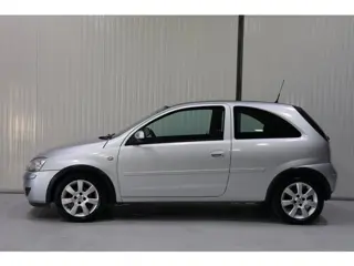 Foto 18 van Opel Corsa 1.2-16V Full Rhythm AIRCO - NWE APK - RIJDT PRIMA!