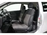 Foto 30 van Opel Corsa 1.2-16V Full Rhythm AIRCO - NWE APK - RIJDT PRIMA!