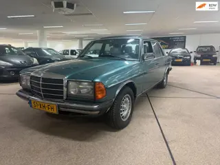 Mercedes-Benz 200-280 (W123) 300 D 5 cyl. Uniek!! Automaat top onderhouden!!