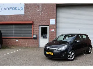 Opel Corsa 1.2-16V Business+ 2e eigenaar NAP Leder Cruise APK Airco Navi