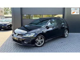 Volkswagen Golf 1.5 TSI R-line Pano|Virtual|Camera