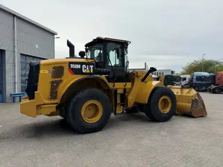 Foto 19 van Caterpillar 950M / 14745 HOURS / 186 KW / CENTRAL LUBRICATION SYSTEM / AIRCO / GOOD CONDITION / 2019