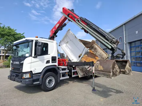 Scania NGS XT P410 / 6X4 / RETARDER / ONLY:192584 KM / BIG AXLE / FASSI F215A / REMOTE / ROTATOR / 2