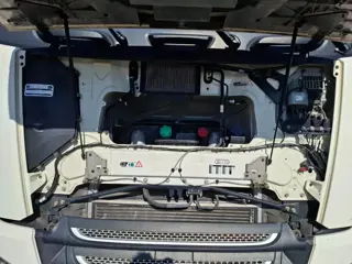 Foto 18 van DAF XF106-480 / TUV:18-10-2026 / SMART TACHO / LWDS / AIRCO / FRIDGE / AUTOMATIC / EURO-6 / 2018