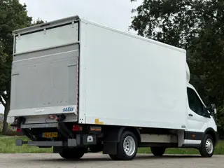 Foto 17 van Ford Transit Bakwagen 350 2.0 TDCI L4H1|Dhollandia laadklep|EURO6|131PK|airco|bluetooth|drie zitplaa