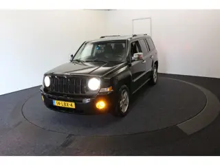 Jeep Patriot 2.4 Limited Liberty 4x4 Vol Leder Automaat