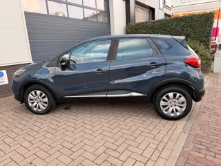 Foto 15 van Renault Captur 0.9 TCe /Navi/Cruise-c/Led/Airco/Trekhaak/AUX/Dealer-onderhouden