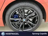 Foto 21 van BMW 3-serie 330e M-Sport | Schuifdak | Harman/Kardon | Camera | Adaptive Cruise | Stoelverwarming