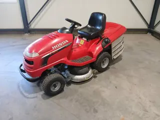 Honda zitmaaier