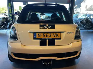 Foto 19 van MINI 3-Deurs 1.6 Cooper S Westminster