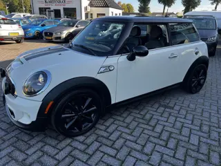 Foto 16 van MINI 3-Deurs 1.6 Cooper S Westminster
